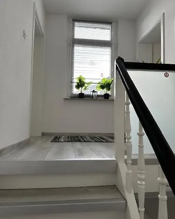 Ferienhaushaelfte Knobloch Оберхаузен