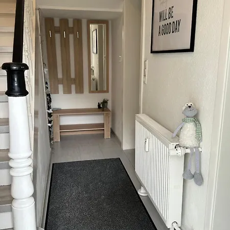 Ferienhaushaelfte Knobloch Оберхаузен