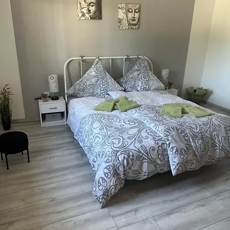 Ferienhaushaelfte Knobloch *