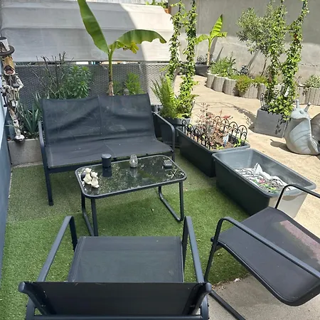 Apartment Ferienhaushaelfte Knobloch *